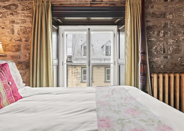 Le Clos Saint-Louis - Par Aneyro